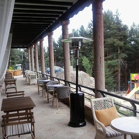 Parador De Gredos Наваредонда де Гредос Екстериор снимка