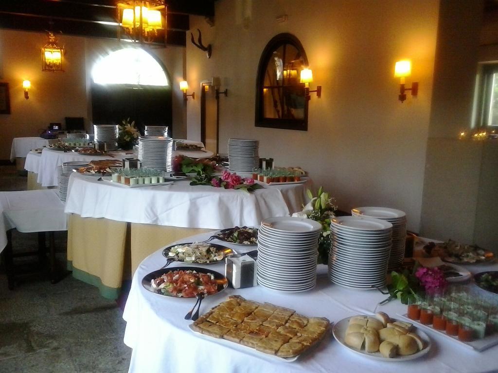 Parador De Gredos Наваредонда де Гредос Екстериор снимка
