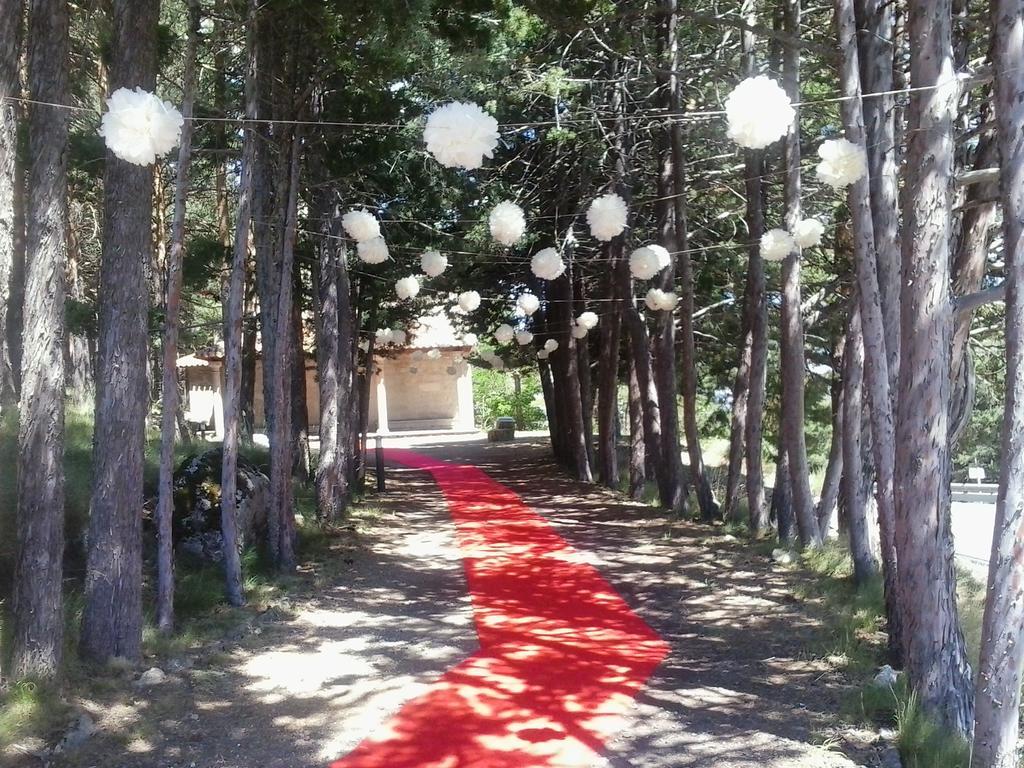 Parador De Gredos Наваредонда де Гредос Екстериор снимка