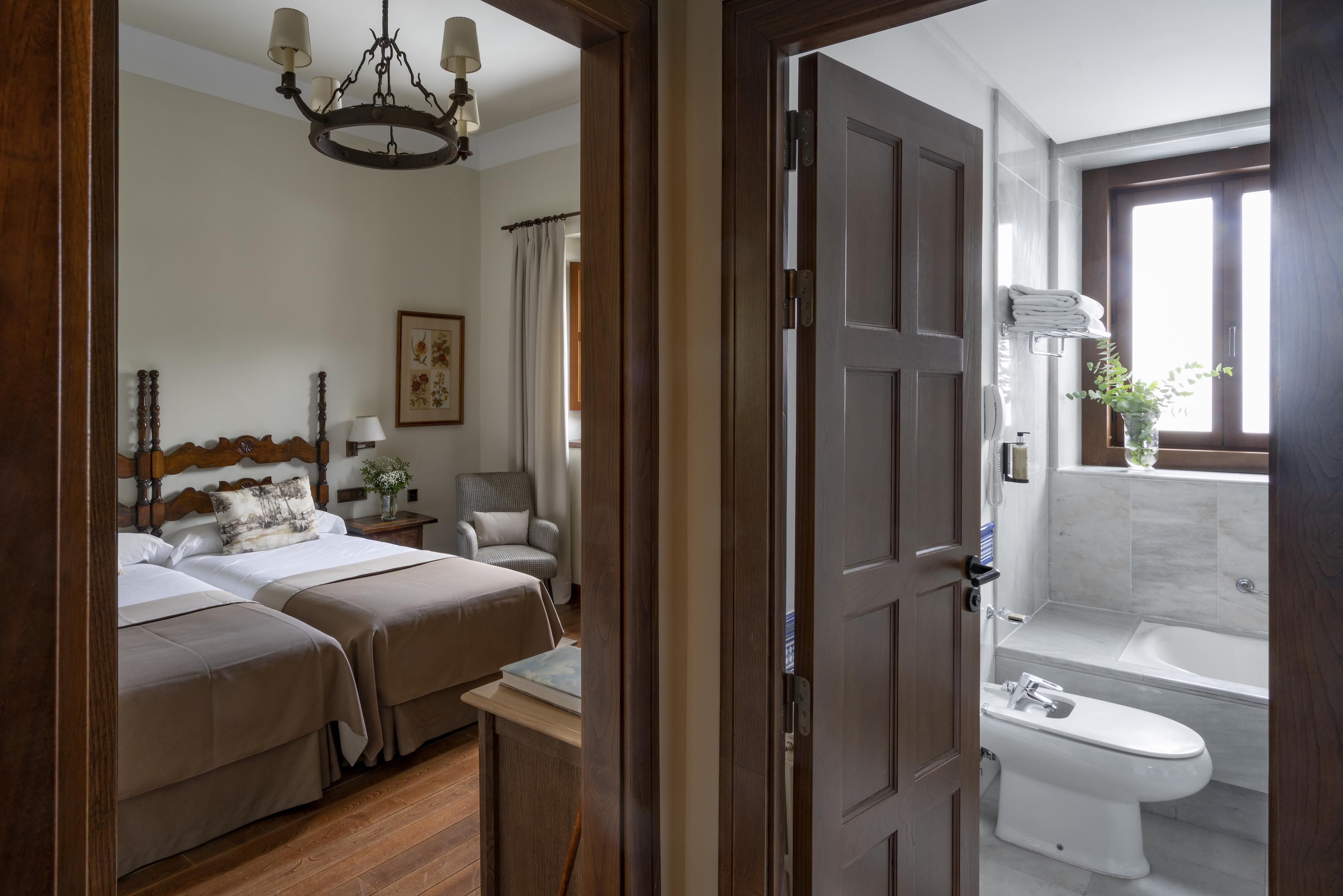 Parador De Gredos Наваредонда де Гредос Екстериор снимка