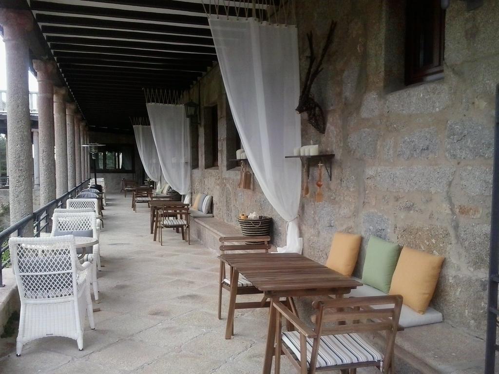 Parador De Gredos Наваредонда де Гредос Екстериор снимка