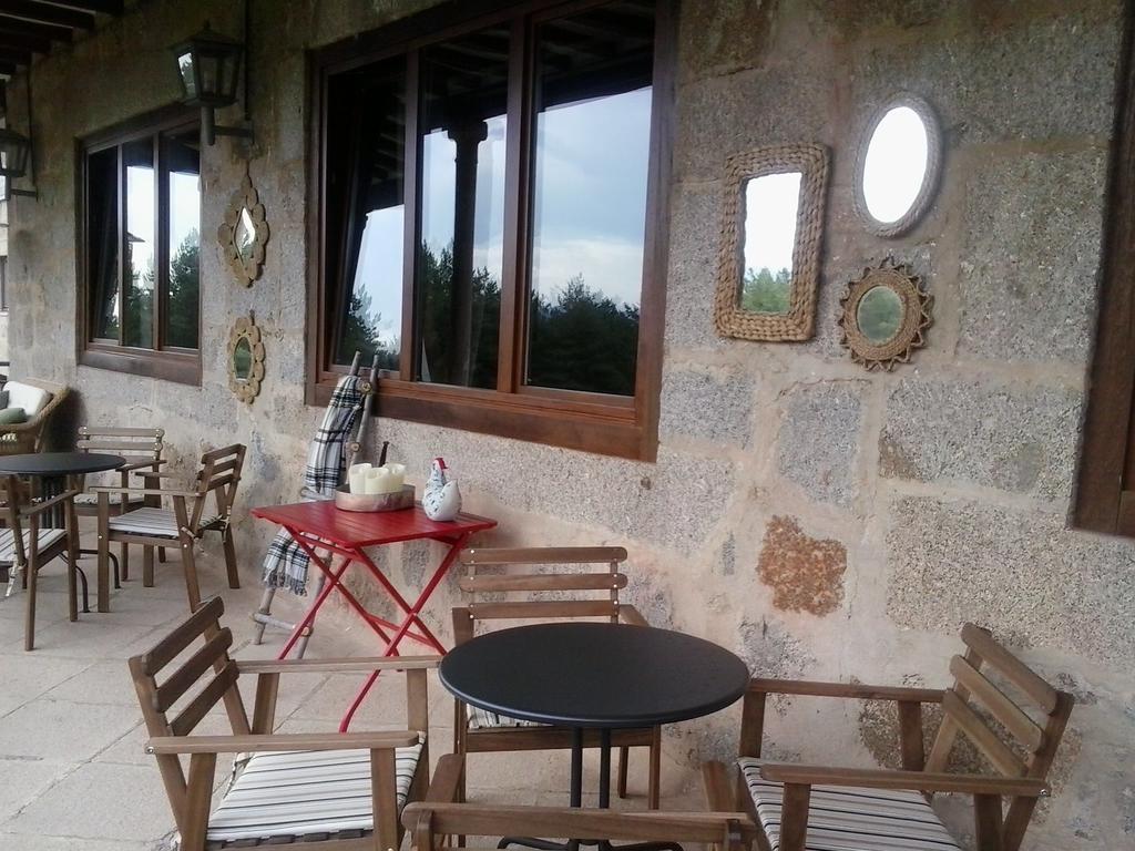 Parador De Gredos Наваредонда де Гредос Екстериор снимка